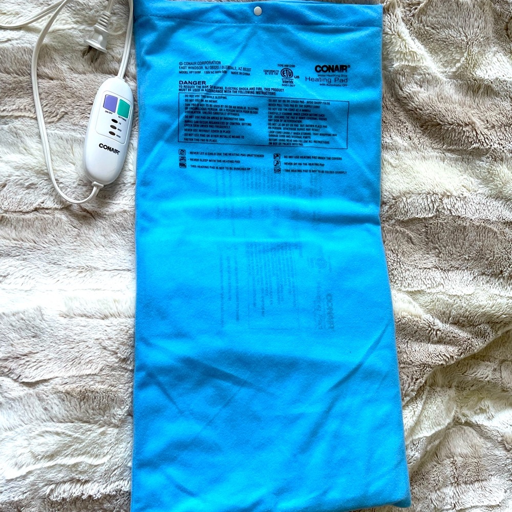 Conair Heating Pad. Almost new.